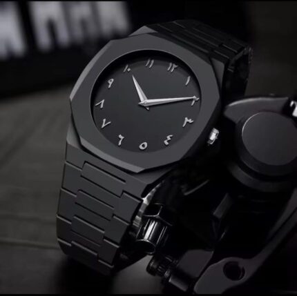 Aura Quartz Watch Black